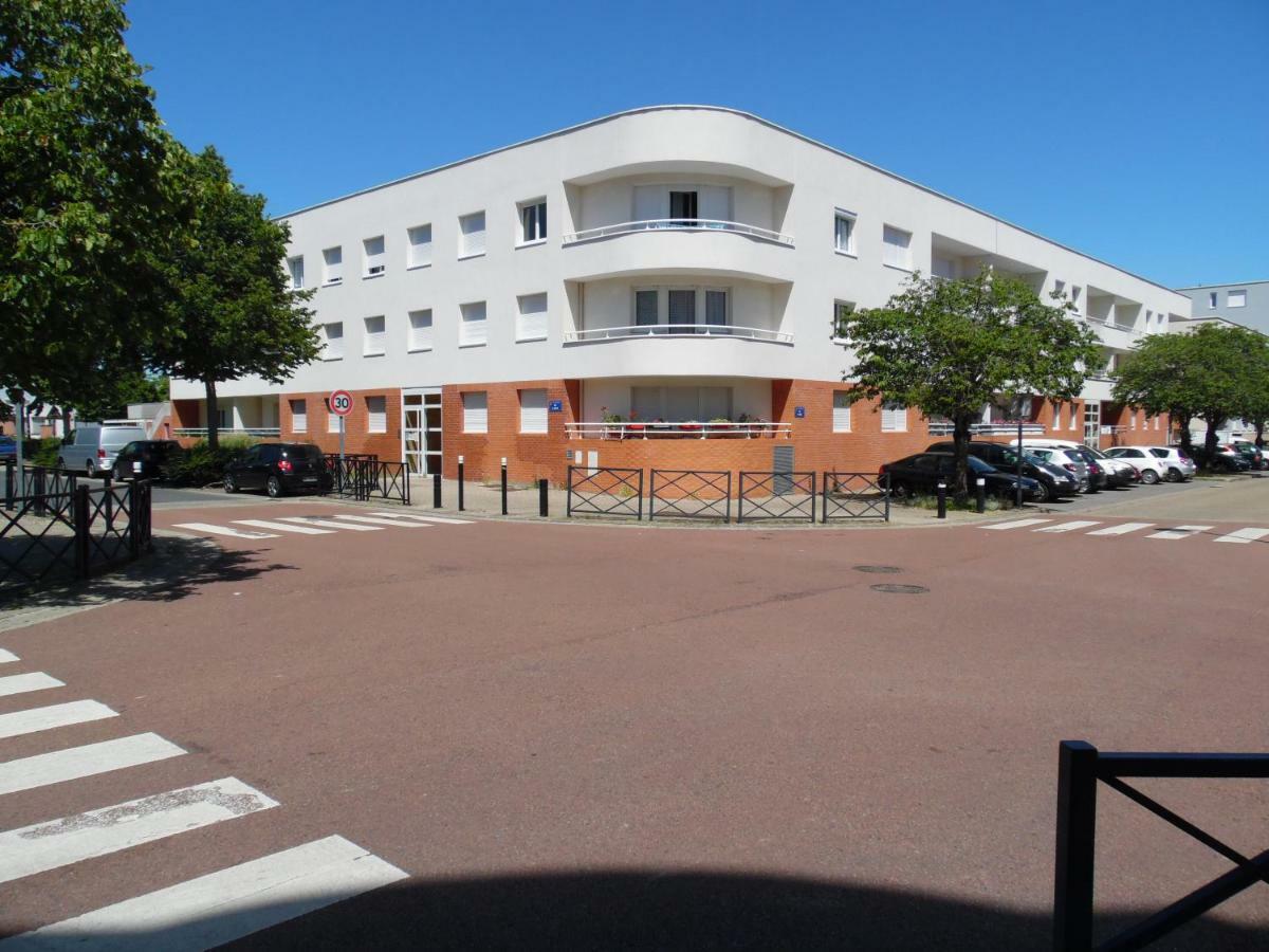 La Clef D'Aurelia Apartment Elancourt Luaran gambar